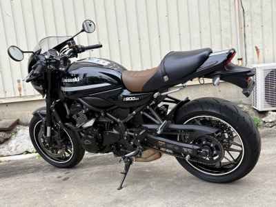 Kawasaki Z900RS Cafe 2021