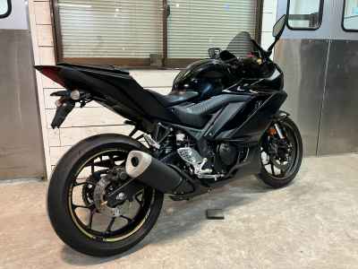 Yamaha YZF-R25 2021