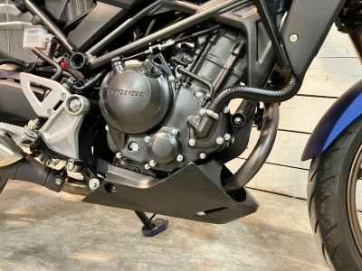 Honda CB250R