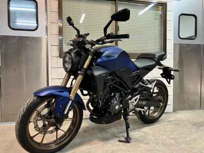 Honda CB250R