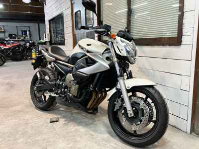 Yamaha XJ6 N 2012