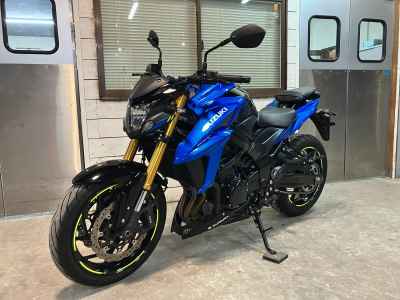 Suzuki GSX-S750 2023