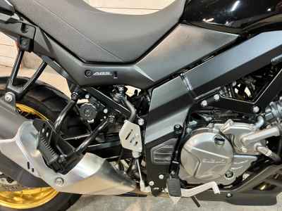 Suzuki V-Strom 650 2025