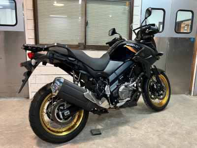 Suzuki V-Strom 650 2025