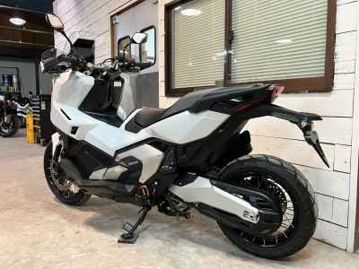Honda X-Adv 750 2025