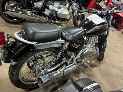 Suzuki ST250E