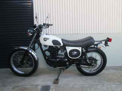 Kawasaki 250TR