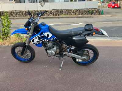 Kawasaki D-Tracker 250 X