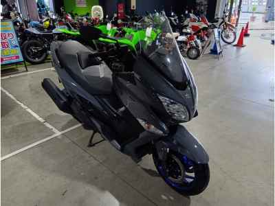Suzuki Burgman 400 2023