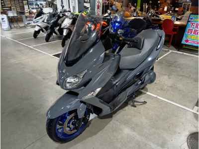 Suzuki Burgman 400 2023