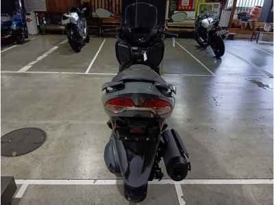 Suzuki Burgman 400 2023