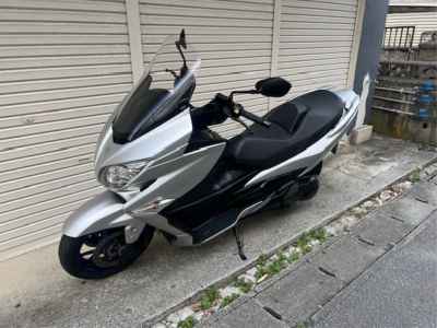 Suzuki Burgman 400 2024