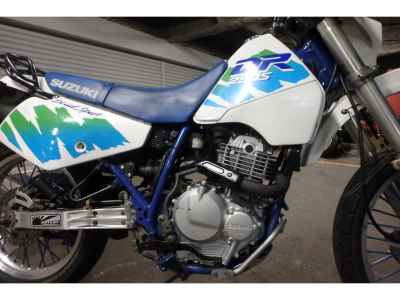 Suzuki DR250S