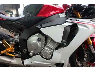 Yamaha YZF-R1 2015
