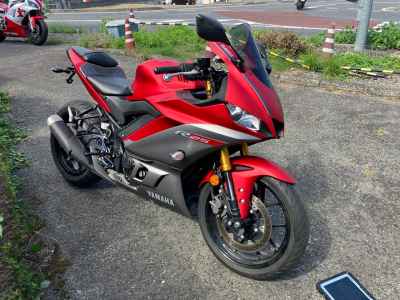 Yamaha YZF-R25 2019