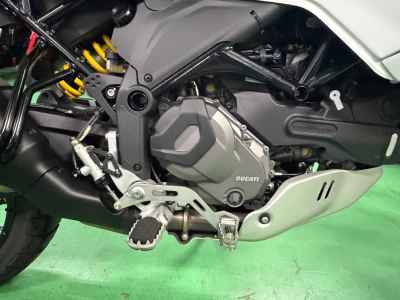 Ducati DesertX 2024