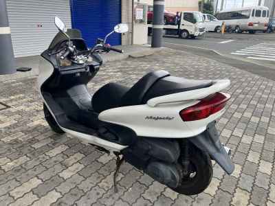 Yamaha Majesty 250