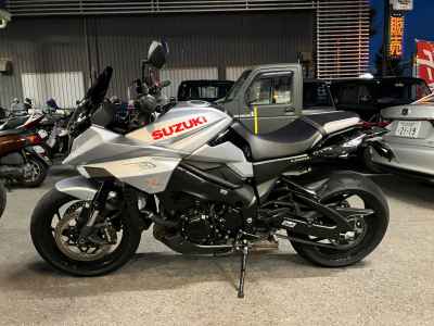 Suzuki GSX-S1000S Katana 2021