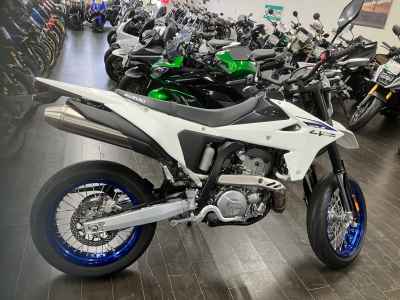 Suzuki DR-Z4SM 2025