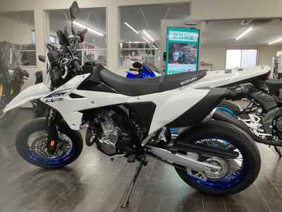 Suzuki DR-Z4SM 2025