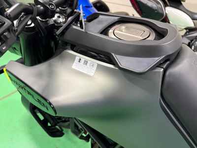 Husqvarna Svartpilen 250 2024