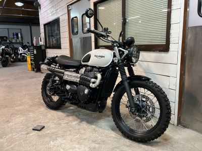Triumph Street Triple SAMBAURA 2018