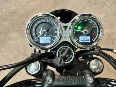 Triumph Bonneville T120B 2025