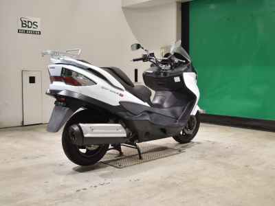 Suzuki Skywave 250M