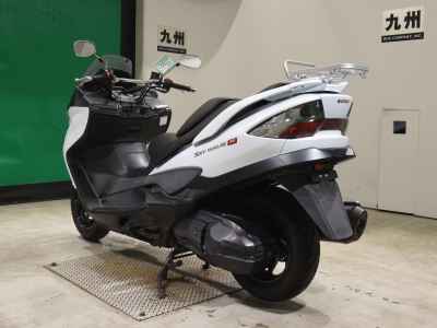 Suzuki Skywave 250M
