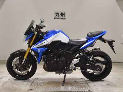 Suzuki GSR750 2014