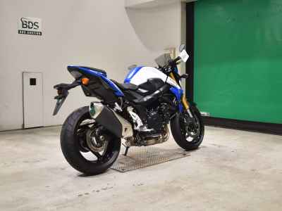 Suzuki GSR750 2014