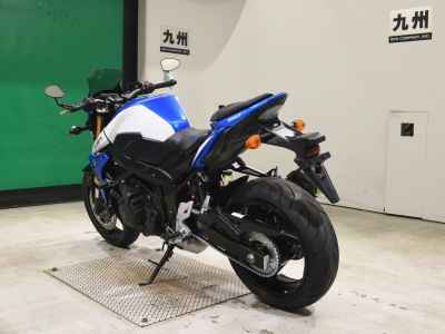 Suzuki GSR750 2014