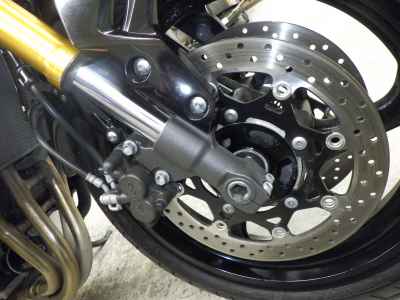 Suzuki GSR750 2014