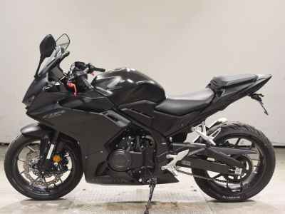 Honda CBR400R 2025