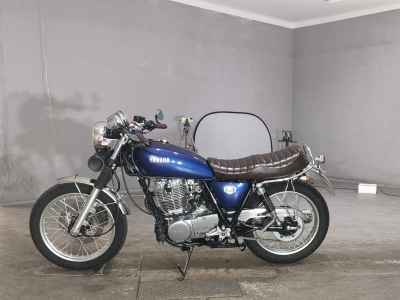 Yamaha SR400 2022