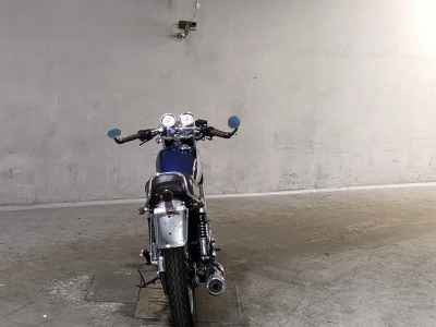 Yamaha SR400 2022
