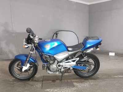 Suzuki Gladius SFV400