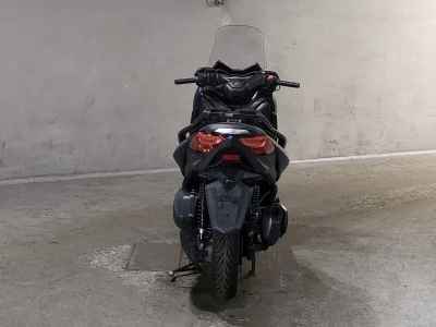 Yamaha XMAX 250