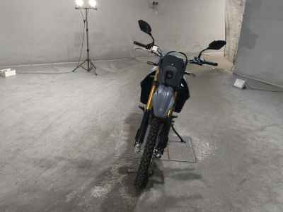 Suzuki DR-Z4S 2025