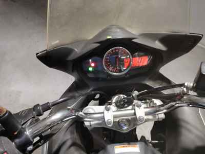 Suzuki GSR250S