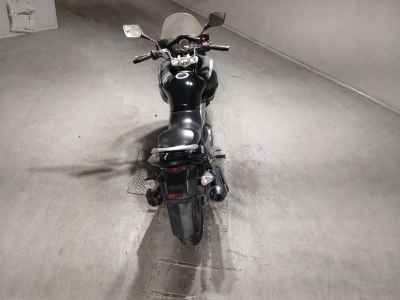 Suzuki GSR250S