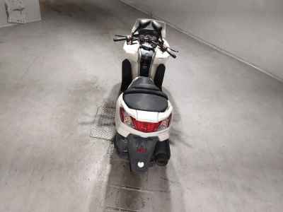 Yamaha Majesty 250