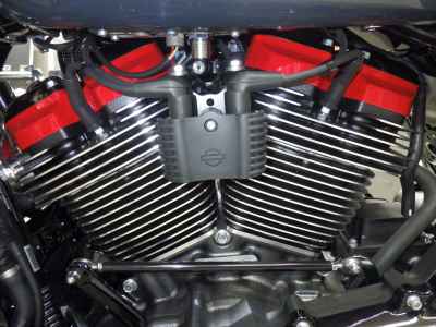 Harley-Davidson FLHXSTSE 2026