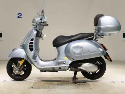 Vespa GTS 300 Super 2022