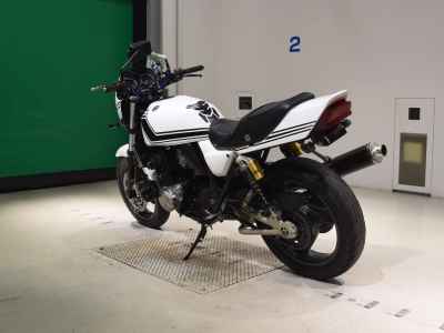 Kawasaki ZRX400