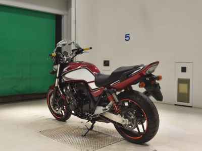 Honda CB400SFV 2018