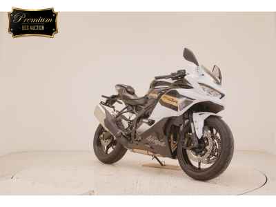 Kawasaki Ninja ZX-4R SE 2026