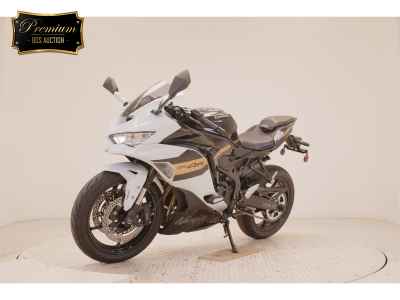Kawasaki Ninja ZX-4R SE 2026