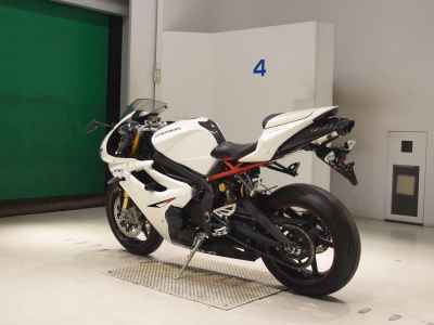 Triumph Daytona 675 2012