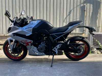 Suzuki GSX-8R 2024